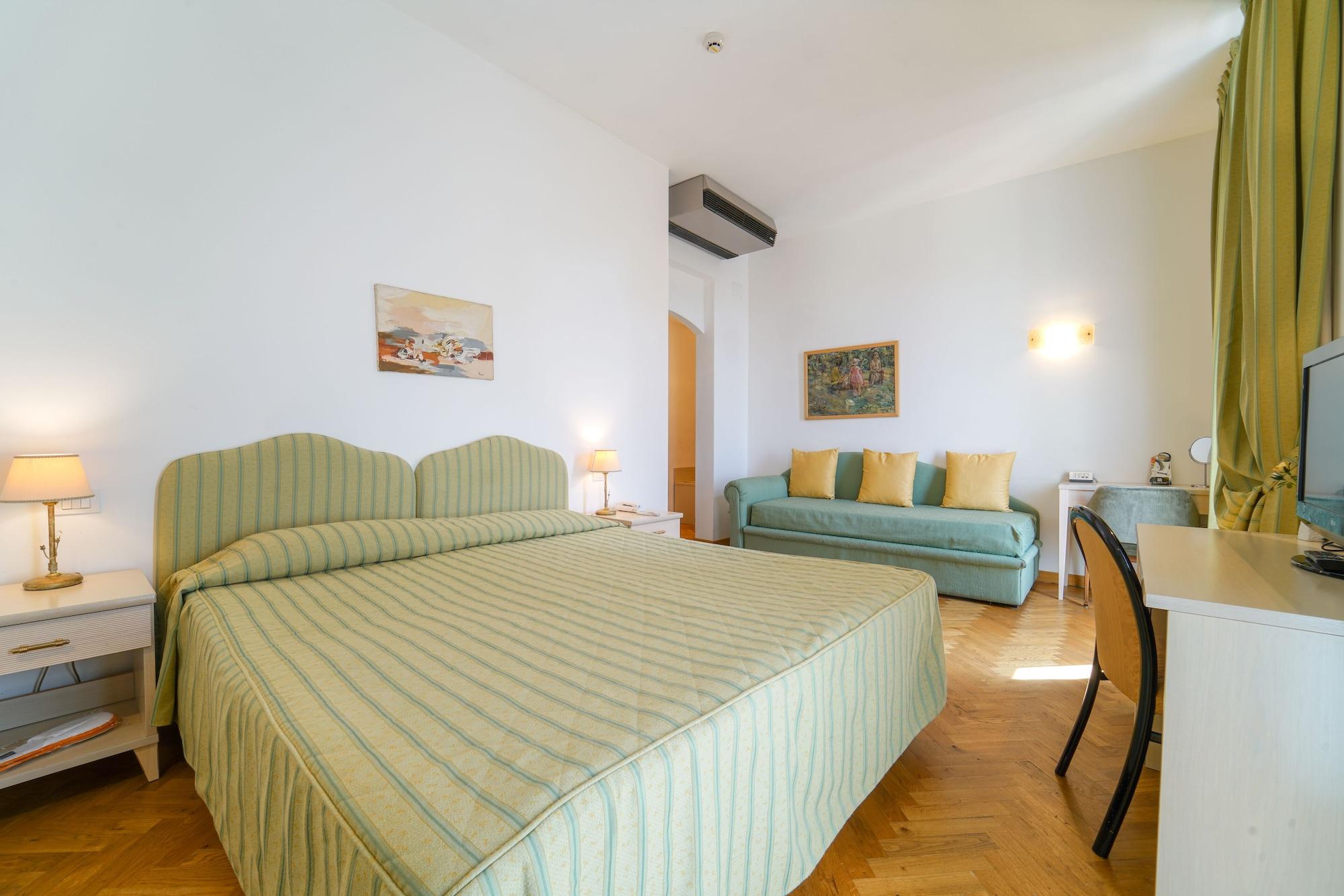 Hotel Hg Cappelli 3*